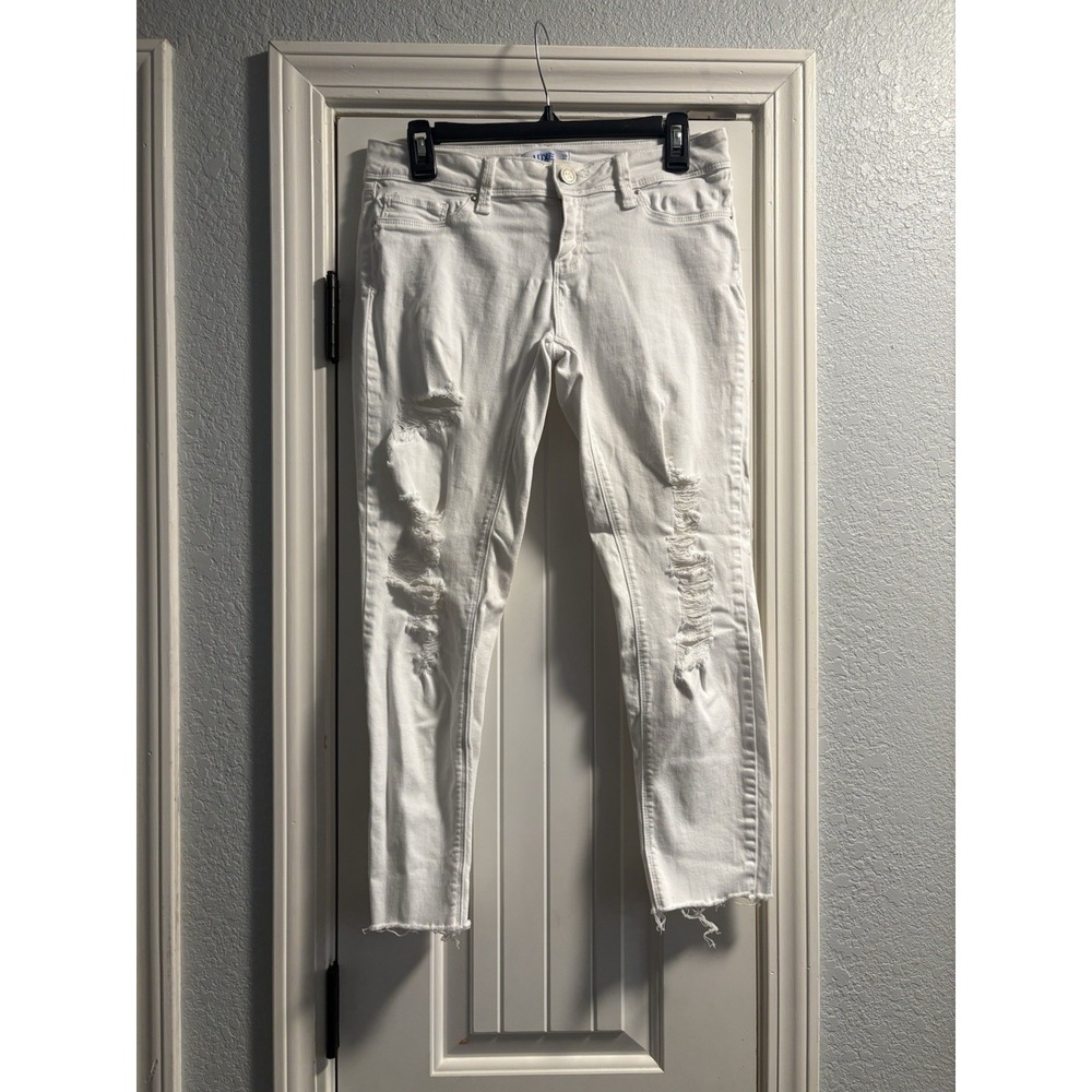 YMI Luxe Jeans Women 9 White Distressed Skinny Raw Hem P702556 Edgy Casual